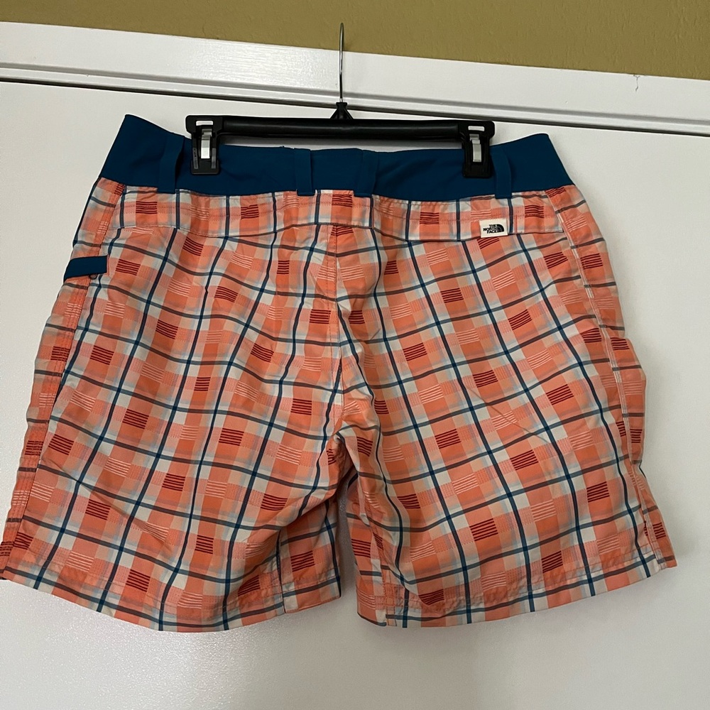 The North Face Shorts - Picture 2 of 7